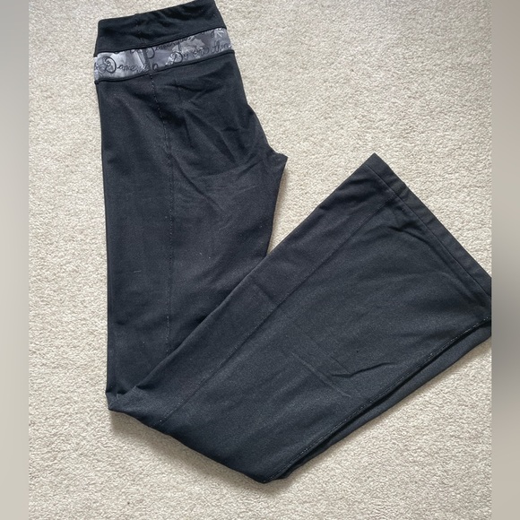 Lululemon Flare pants - Picture 1 of 4
